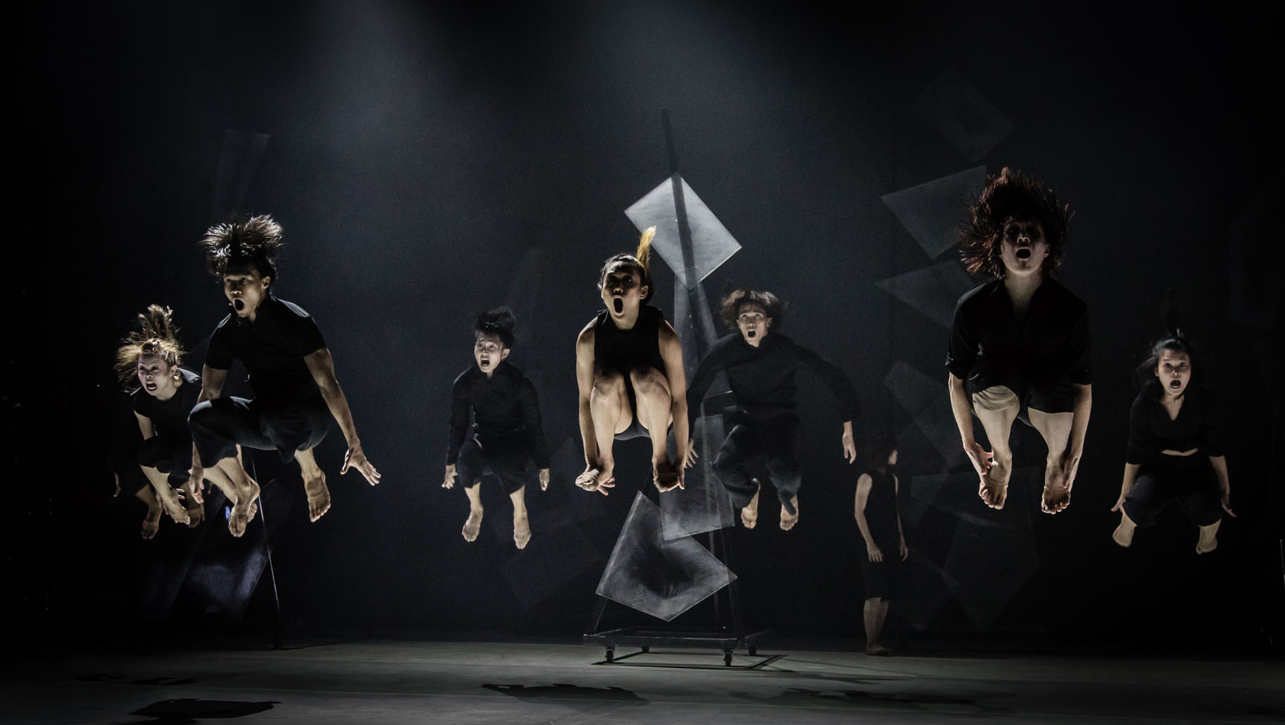 <p>“As It Fades” T.H.E Dance Company (2014) by Bernie Ng<br />
Choreography: Kuik Swee Boon</p>
