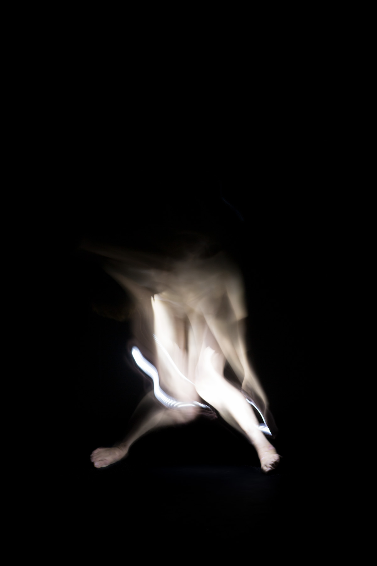 <p>Fragile – Archival Inkjet Diasec Print, 0.66m x 1m (2013)</p>
