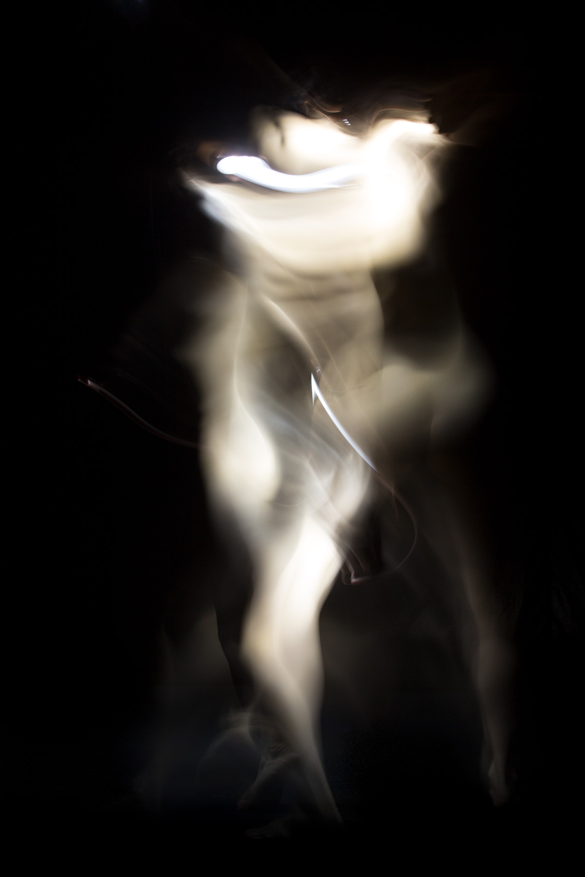 <p>Twist – Archival Inkjet Diasec Print, 0.66m x 1m (2013)</p>
