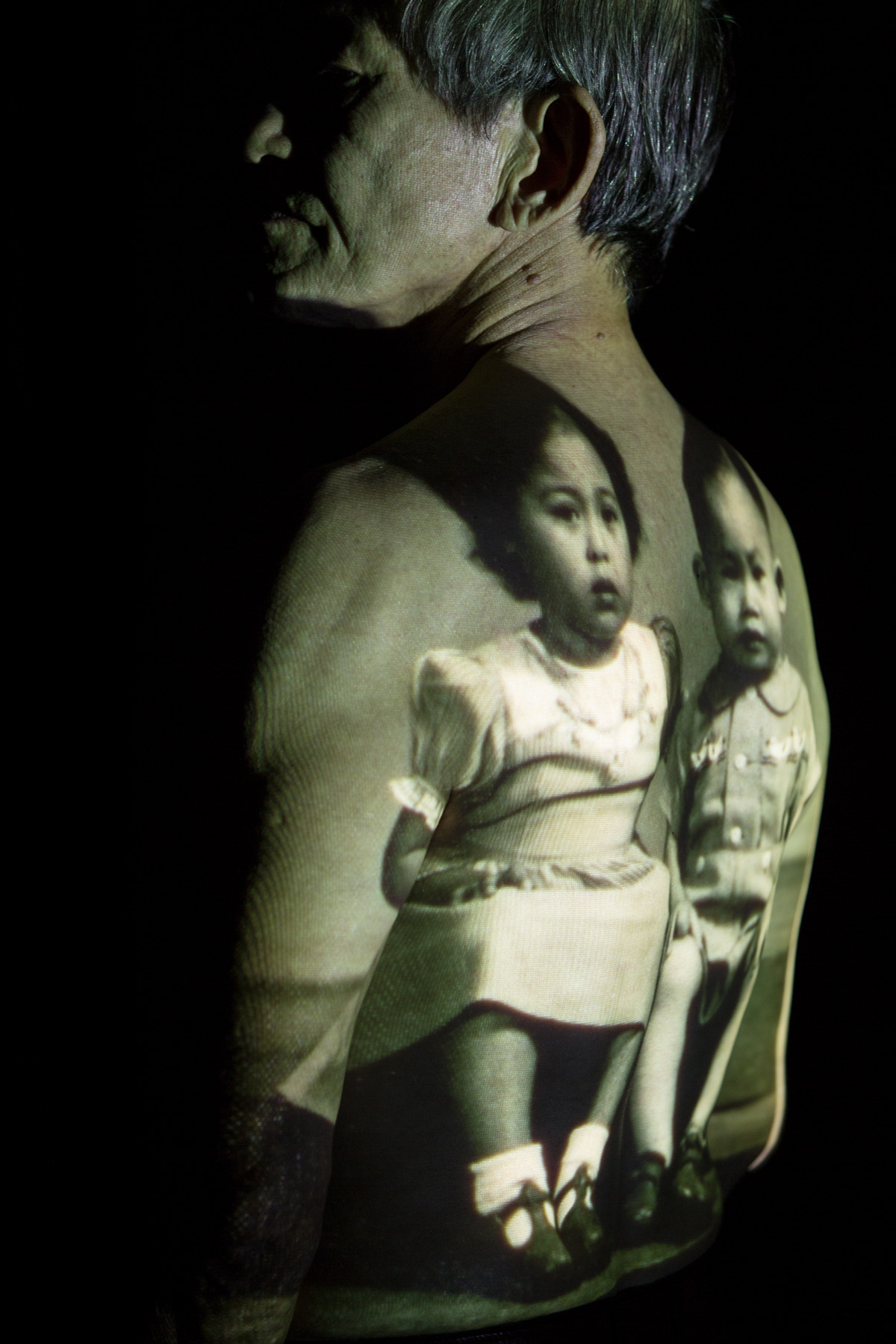 <p>Michael And Sister – Archival Inkjet Diasec Print 0.66m x 1m (2013)</p>
